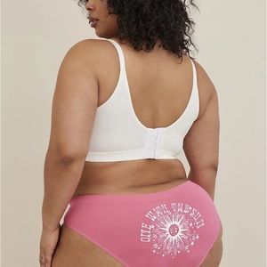 Torrid one with the sun seamless hipster panty pink size 2 2X NWT